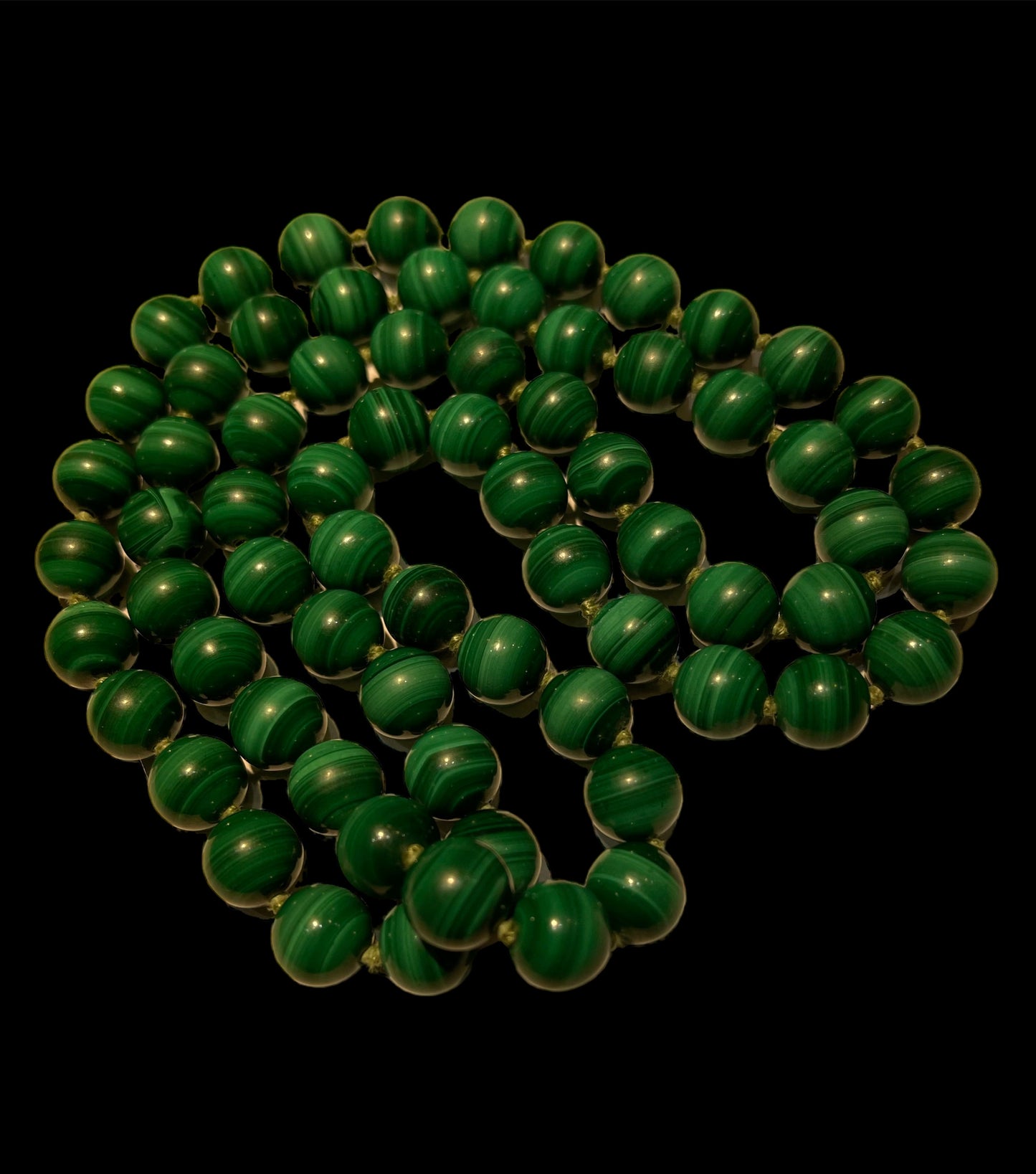 A vintage malachite necklace