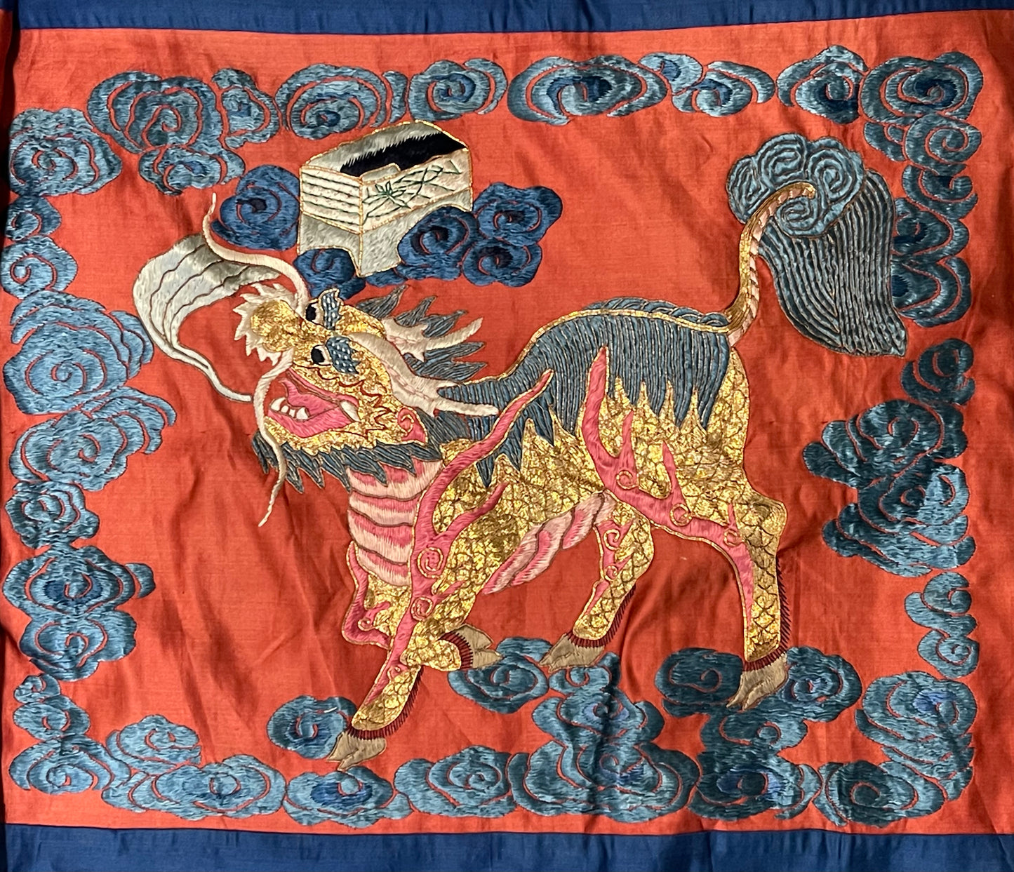 An antique Chinese wall hanging - embroidery on silk