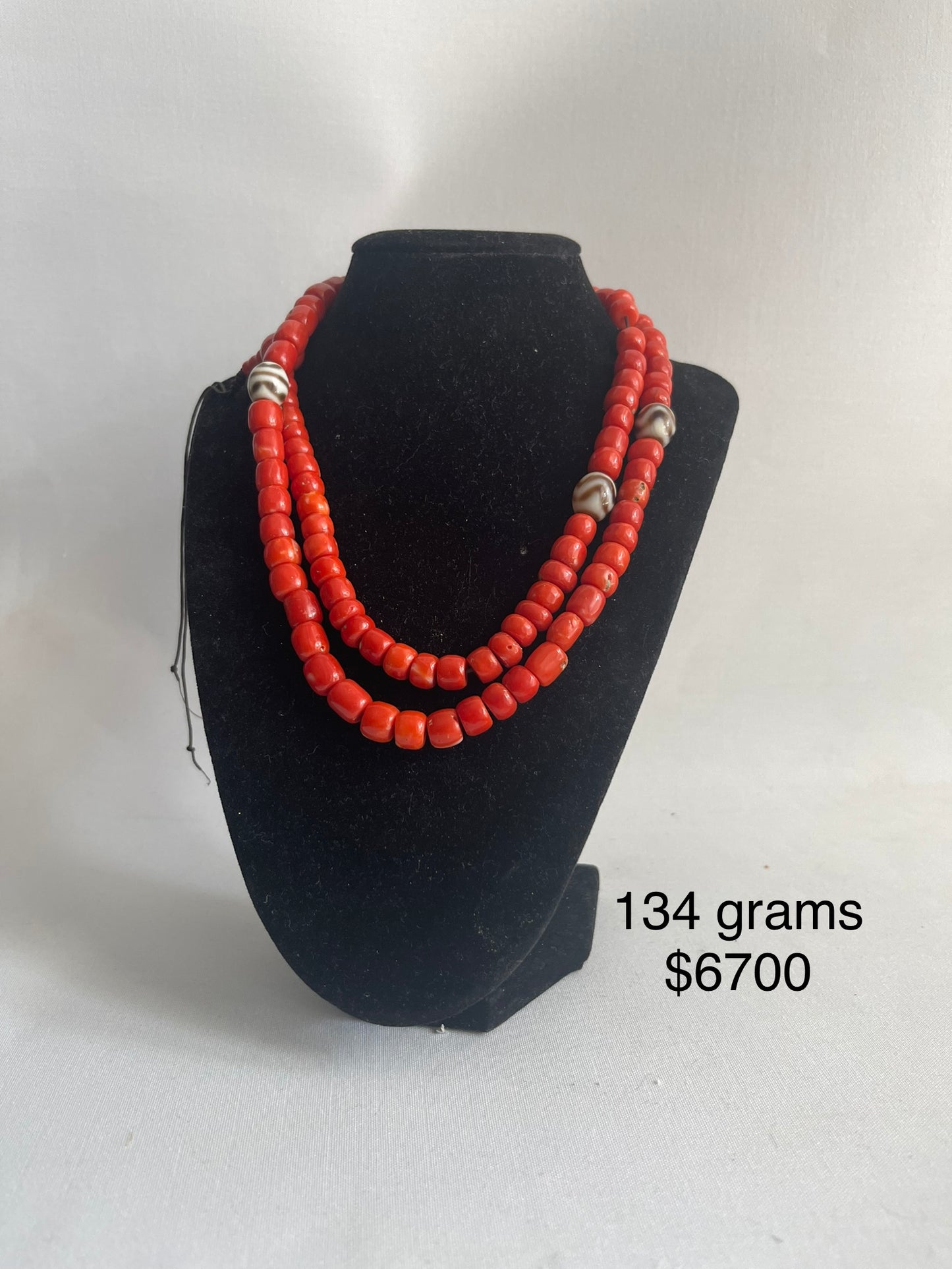 Antique coral beads necklace