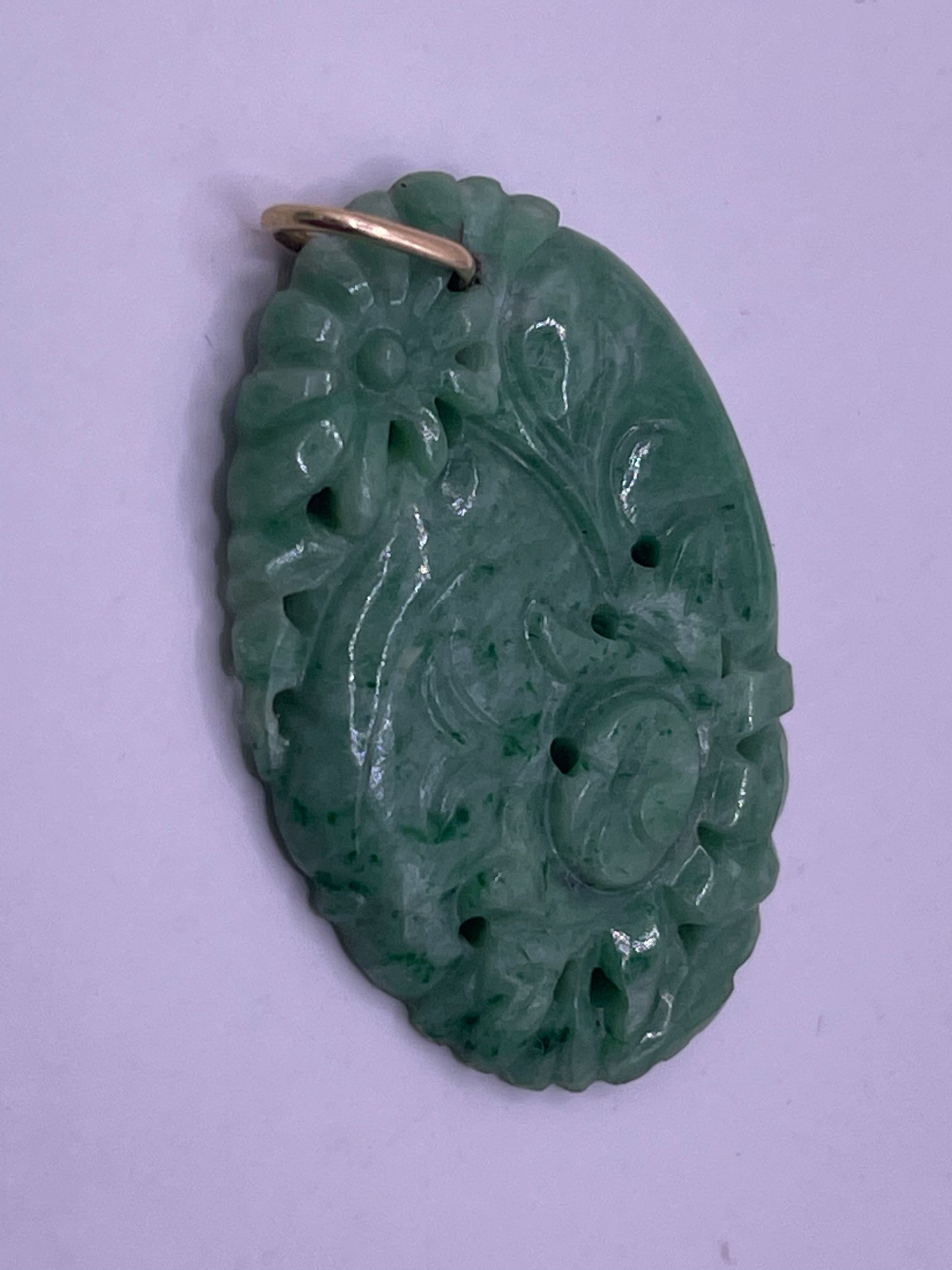A jade plaque pendant
