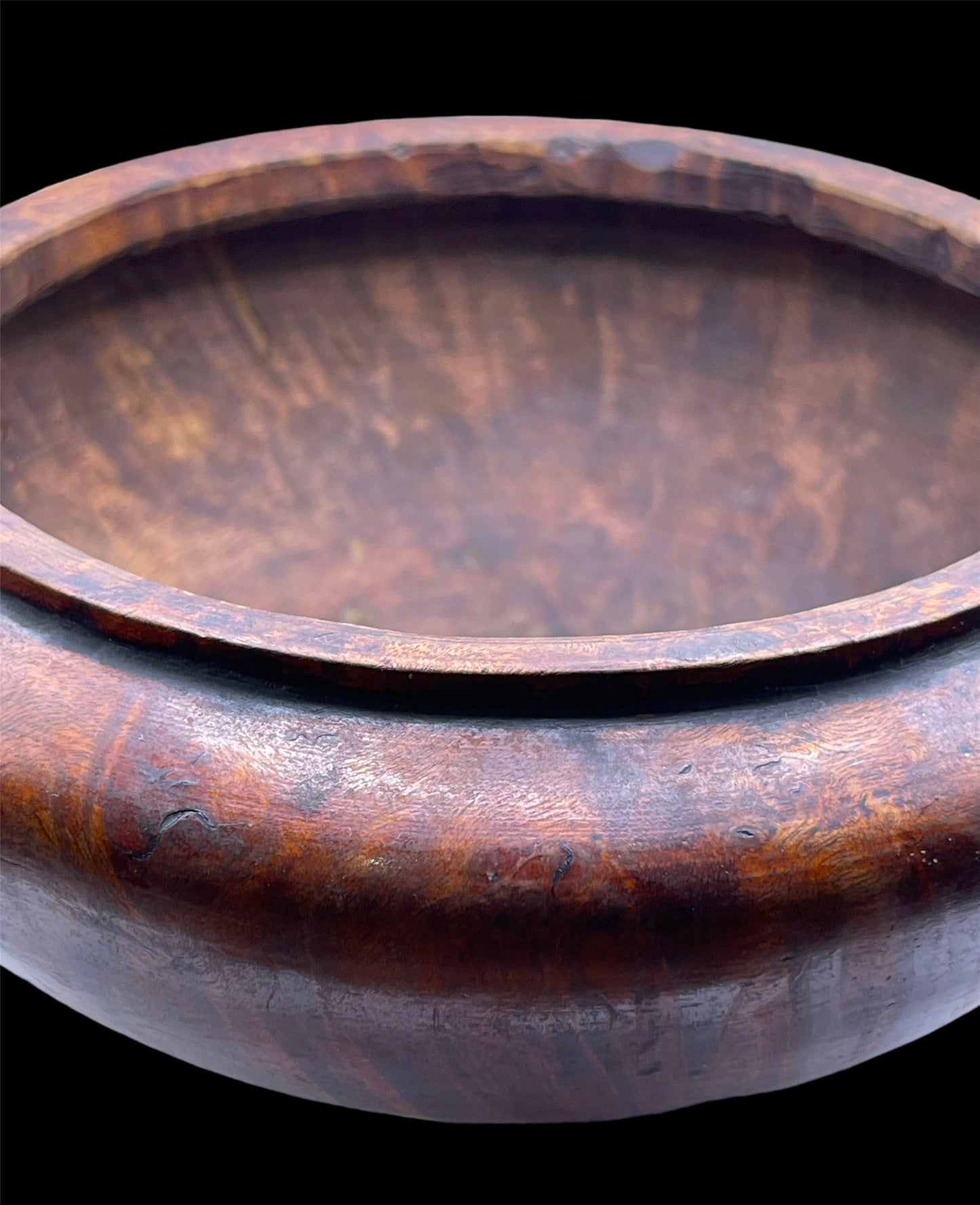 An antique burlwood tsampa container with lid