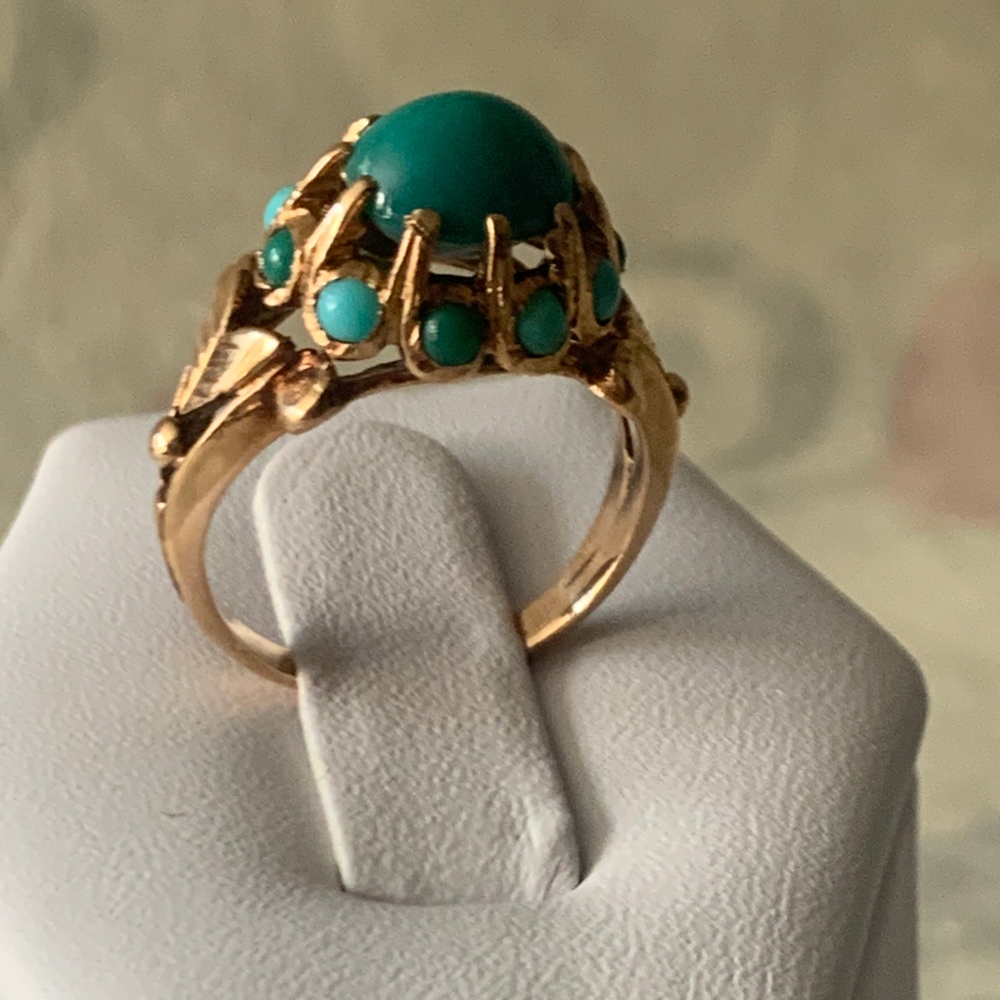 Turquoise and gold ring