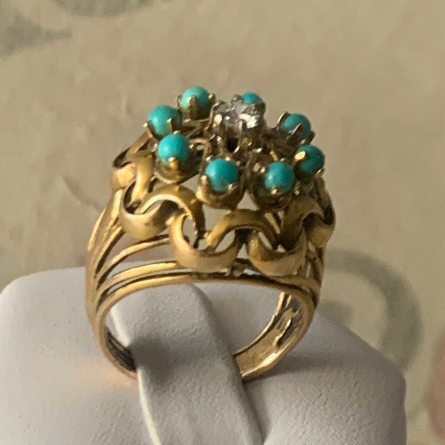 Turquoise and gold ring