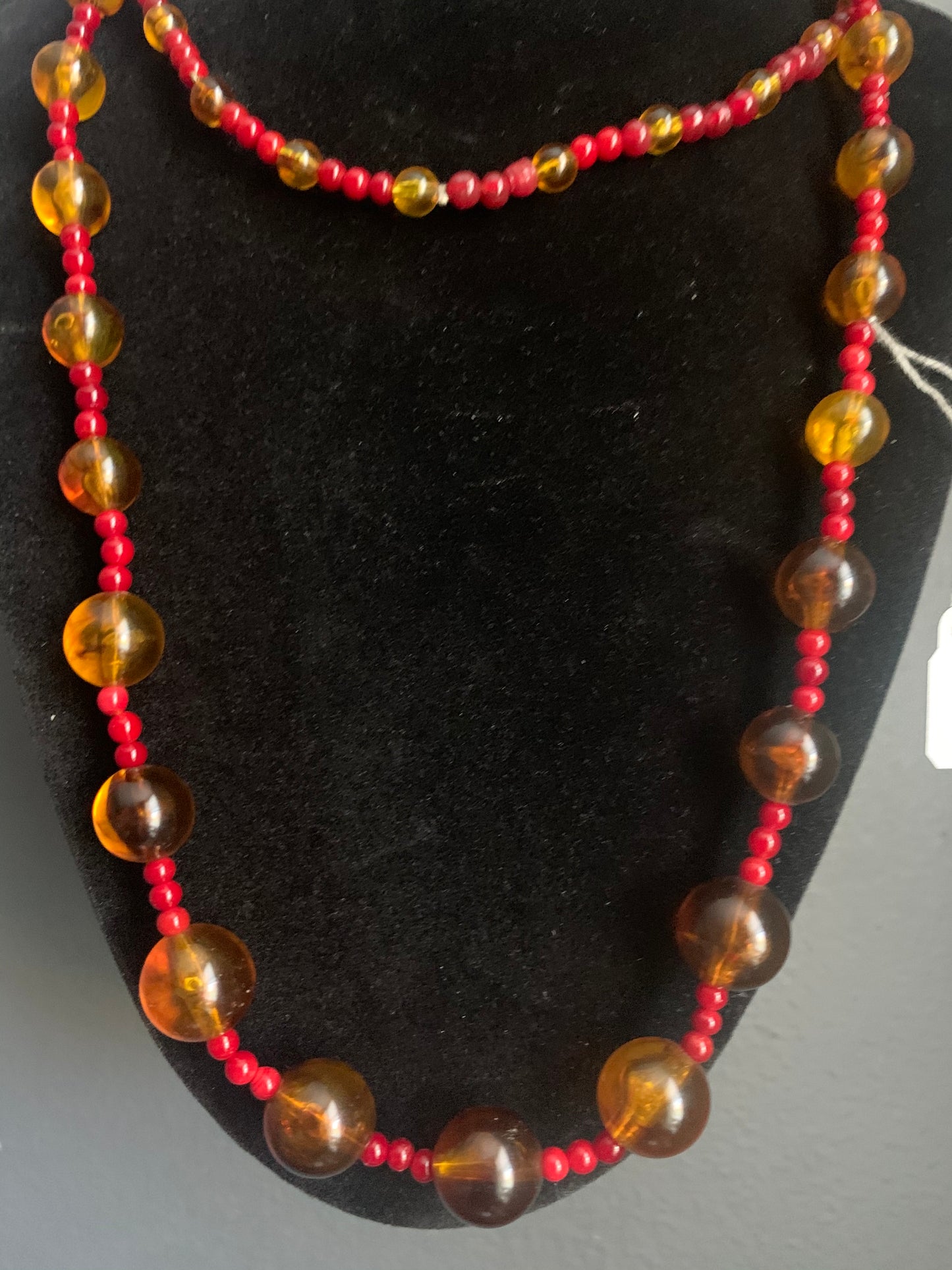 A vintage amber necklace