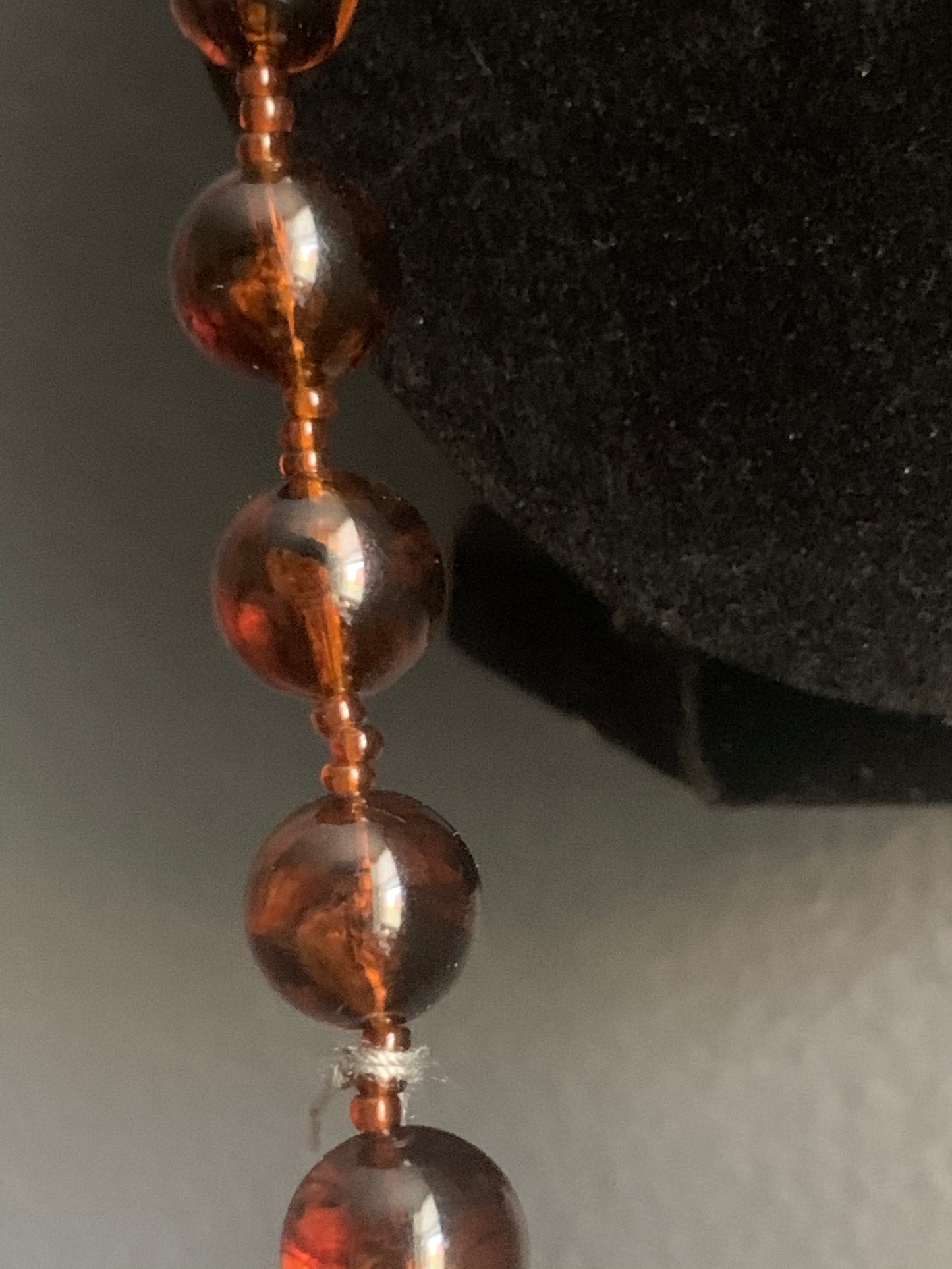 Amber bead becklace