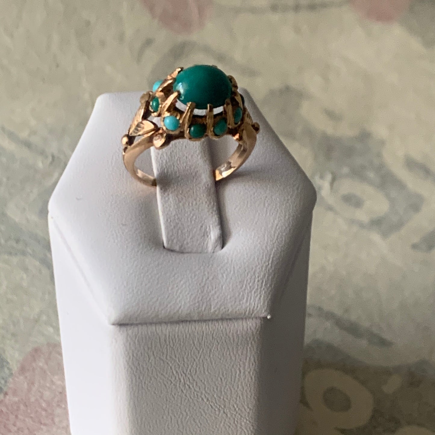 Turquoise and gold ring