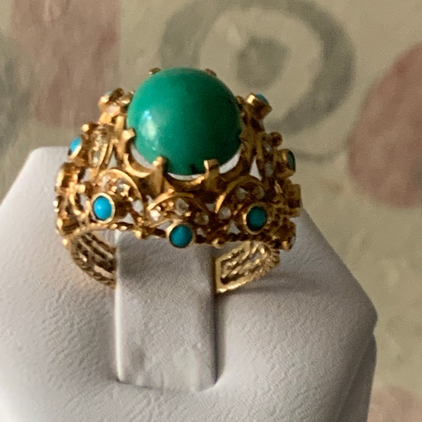 Turquoise and gold ring