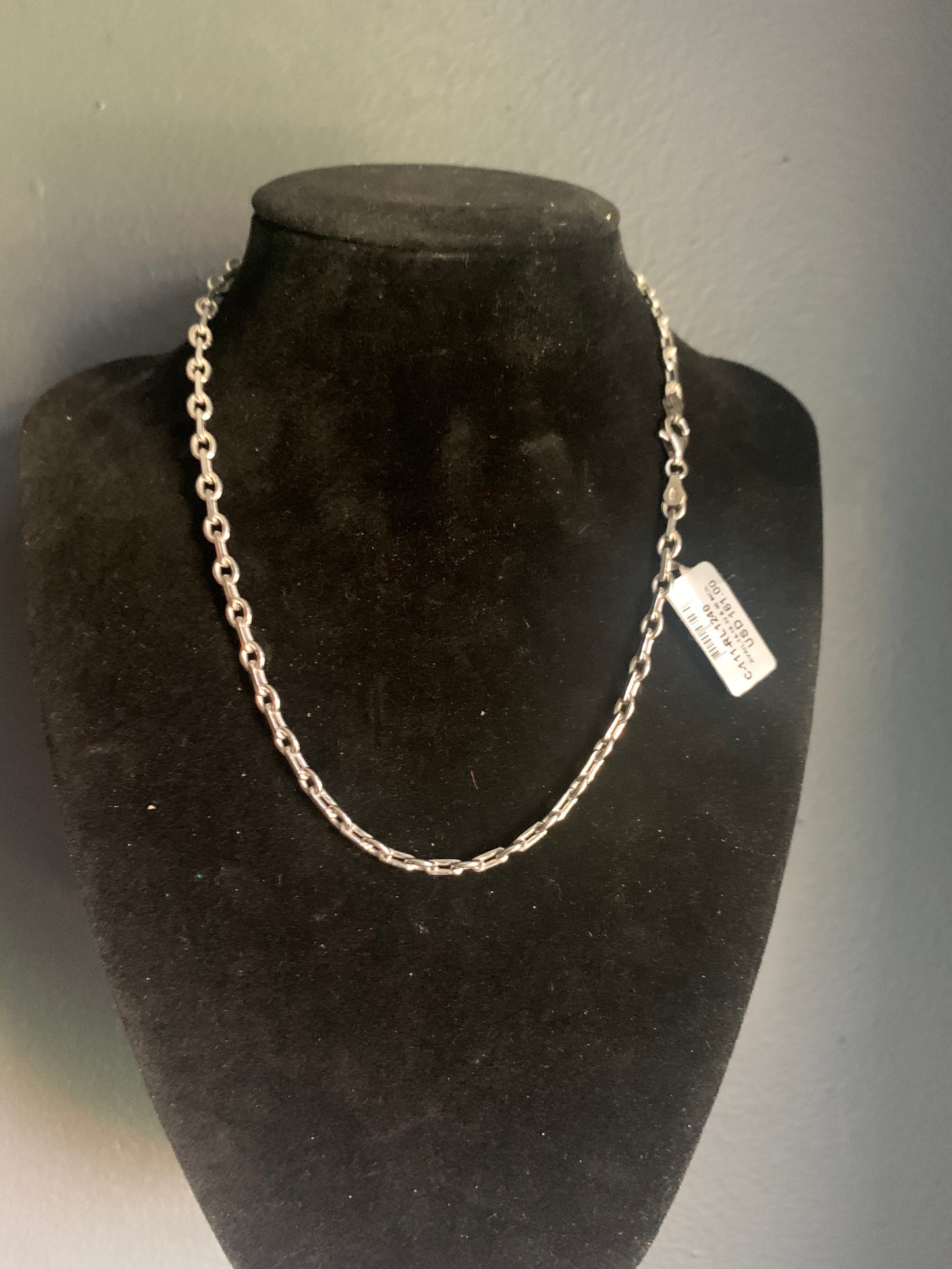 A silver chain necklace