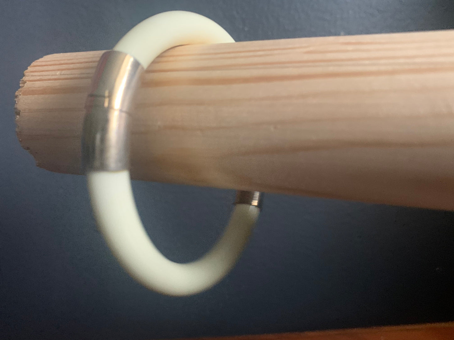 Off-white jade glass bangles