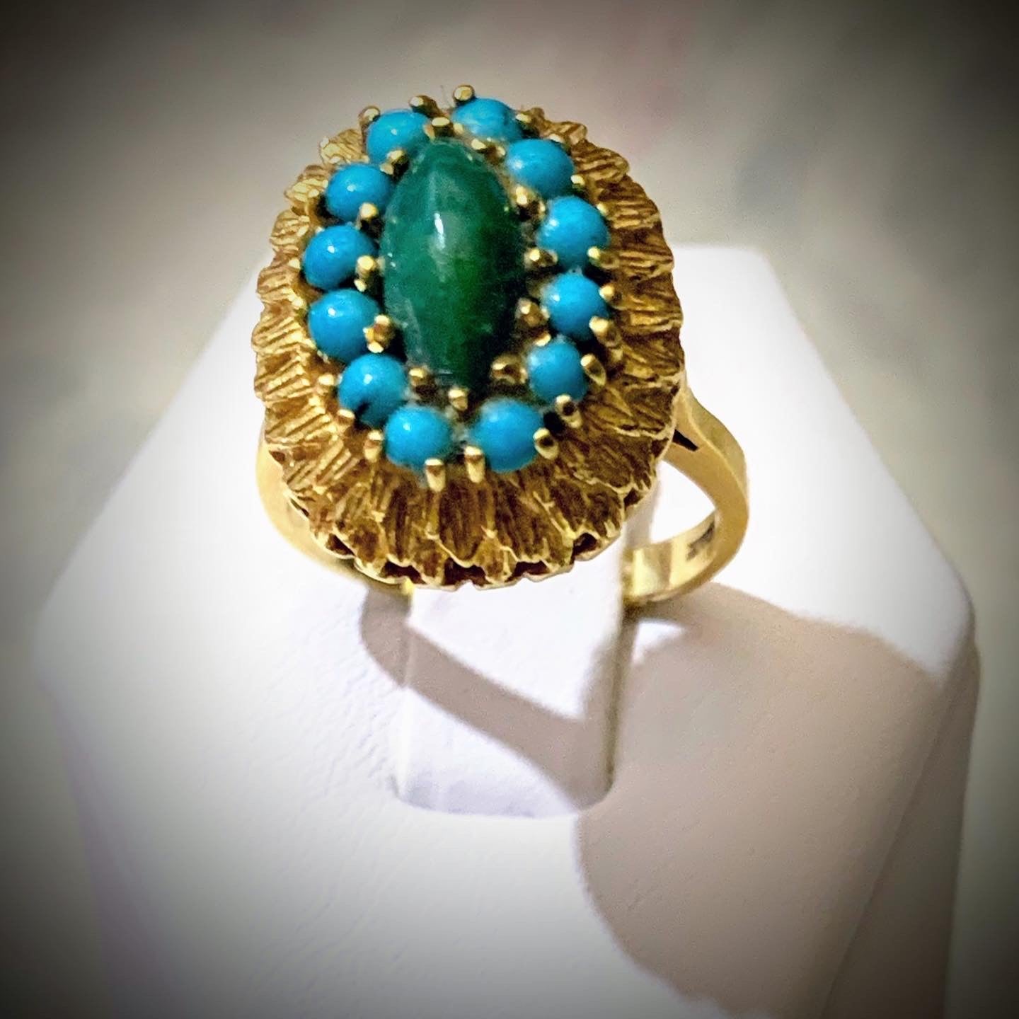 Vintage turquoise earring and ring in 18 kt setting