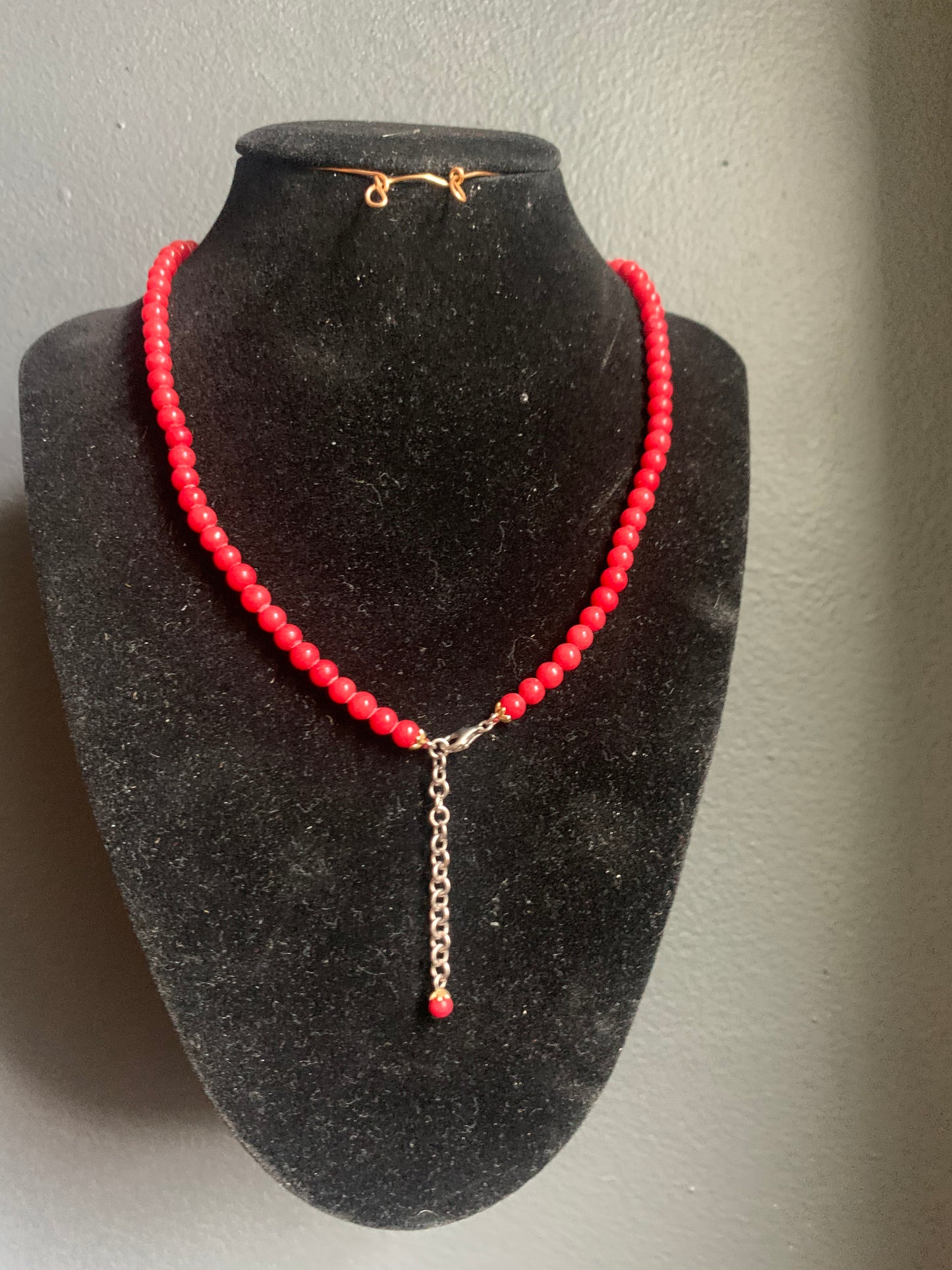 Coral necklace with coral pendant