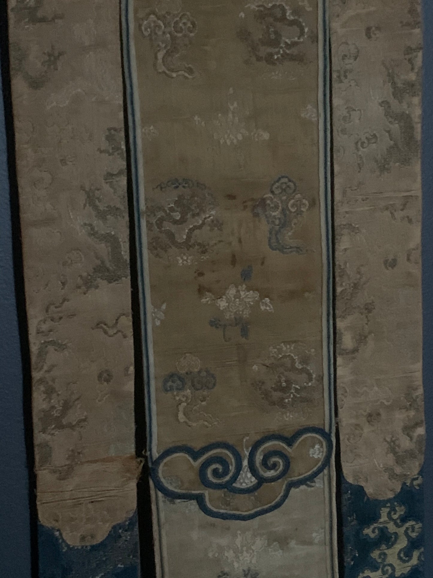 Brocade silk temple hanging