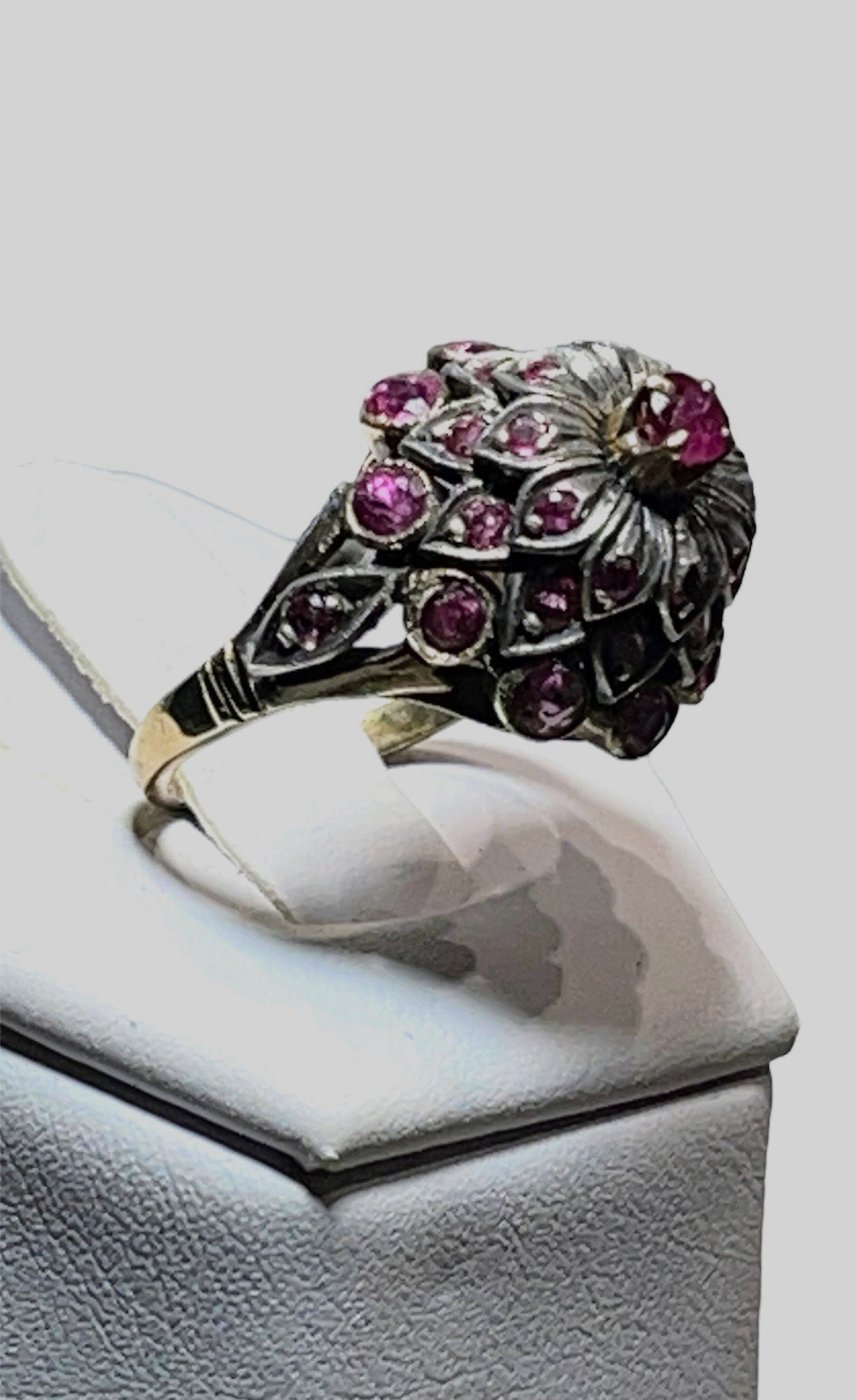 A vintage ruby and gold Thai princess ring
