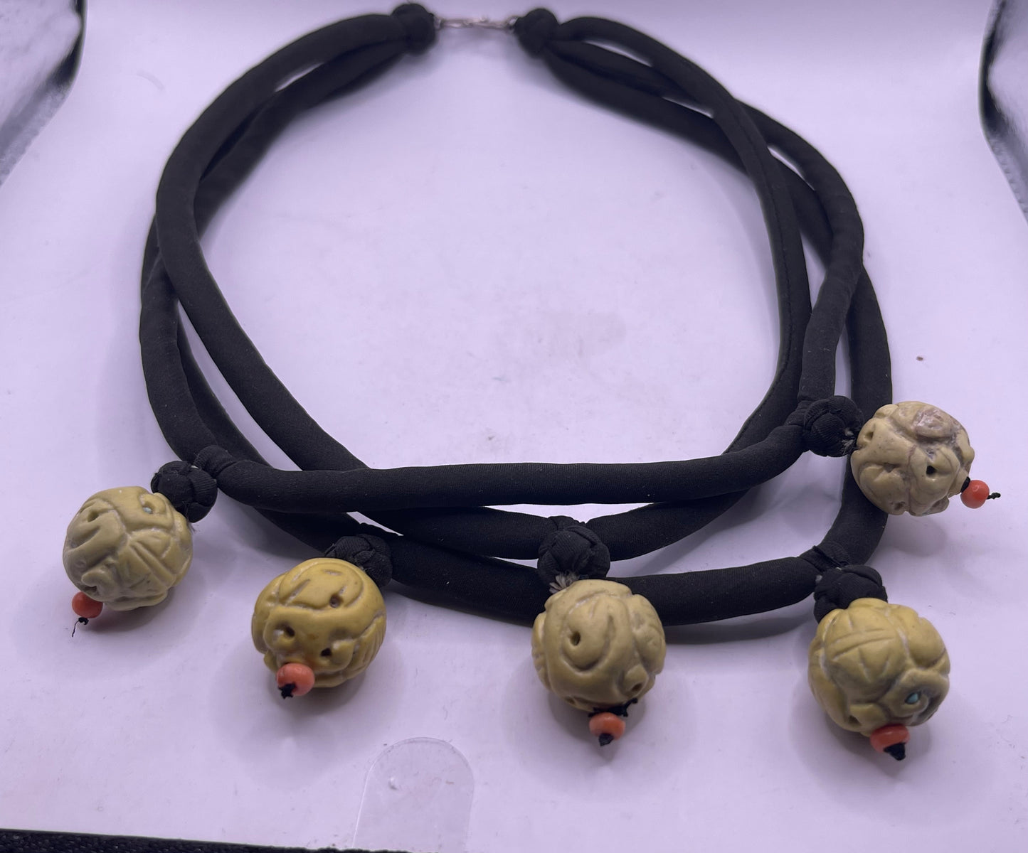 Necklace with vintage shou beads