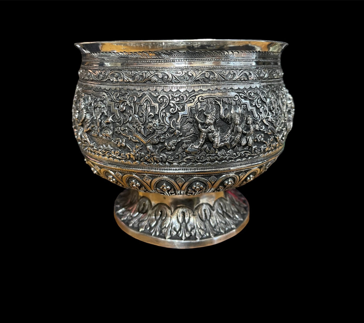 A silver rice bowl