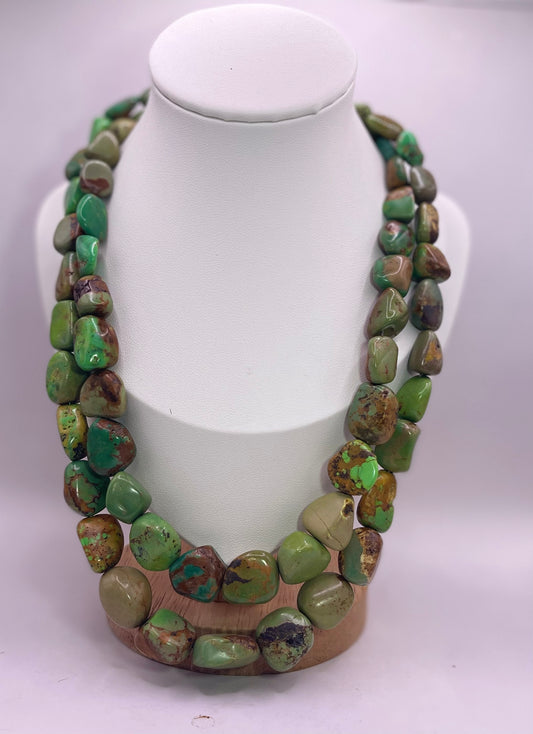 Mojave green turquoise nugget necklace