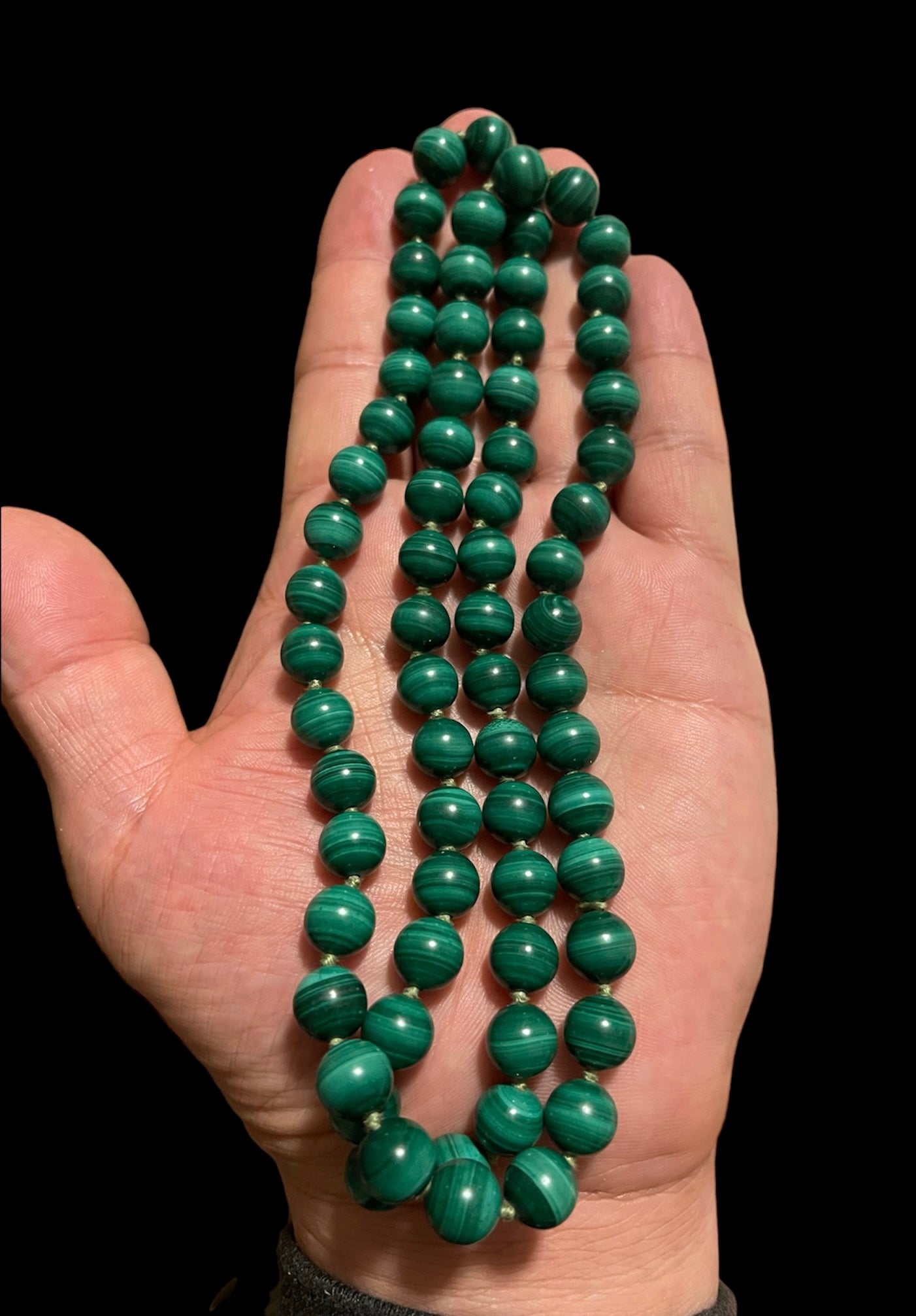 A vintage malachite necklace