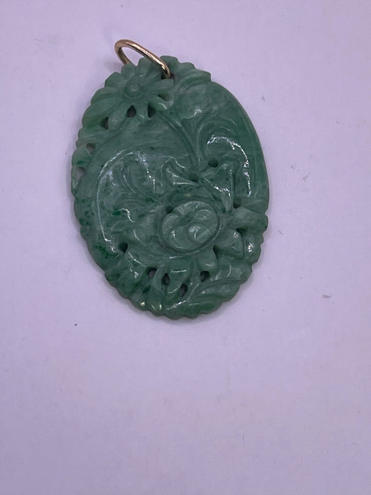 A jade plaque pendant