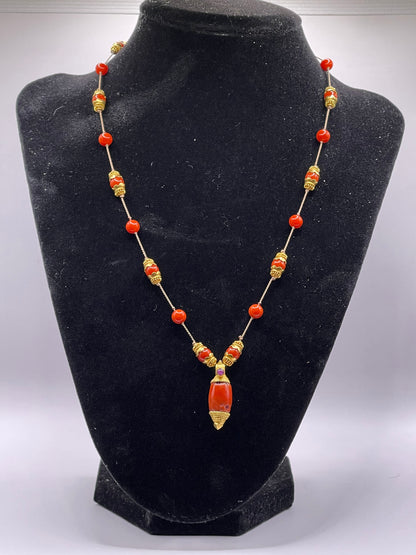 A 18kt gold and coral necklace
