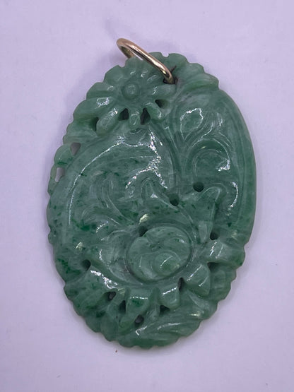 A jade plaque pendant