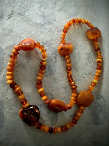 A vintage amber necklace