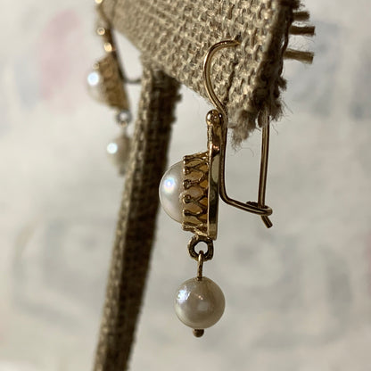 Vintage pearl earrings