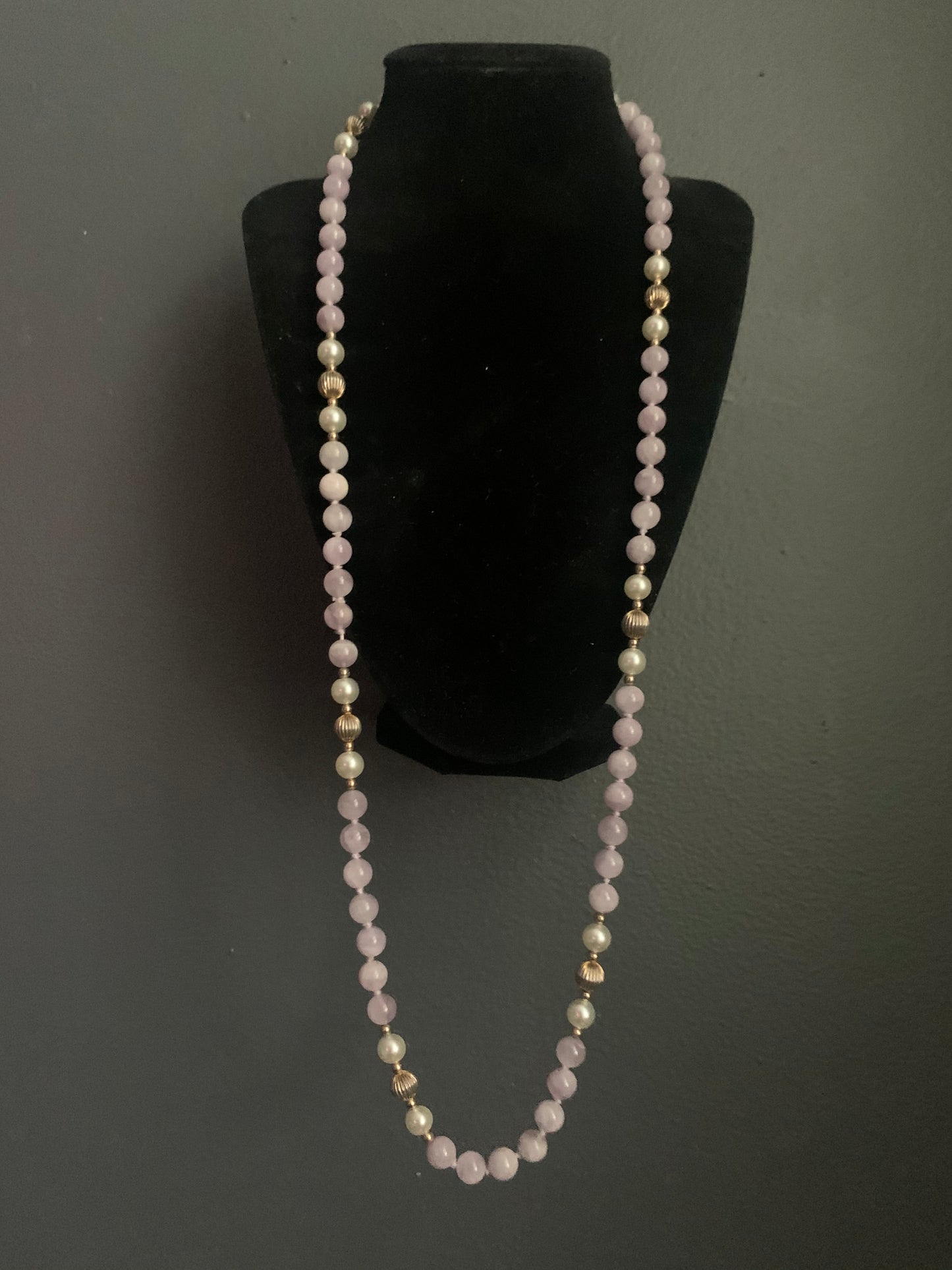 A vintage lavender jade necklace