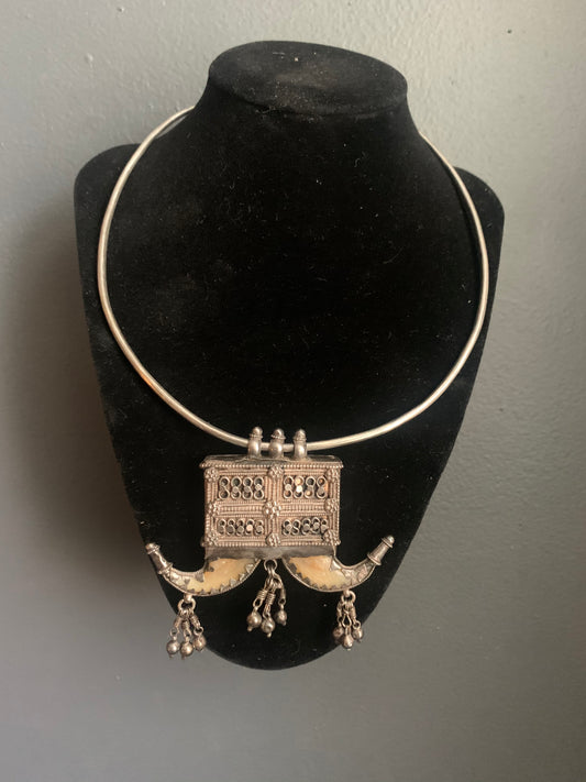 Vintage silver choker and pendant