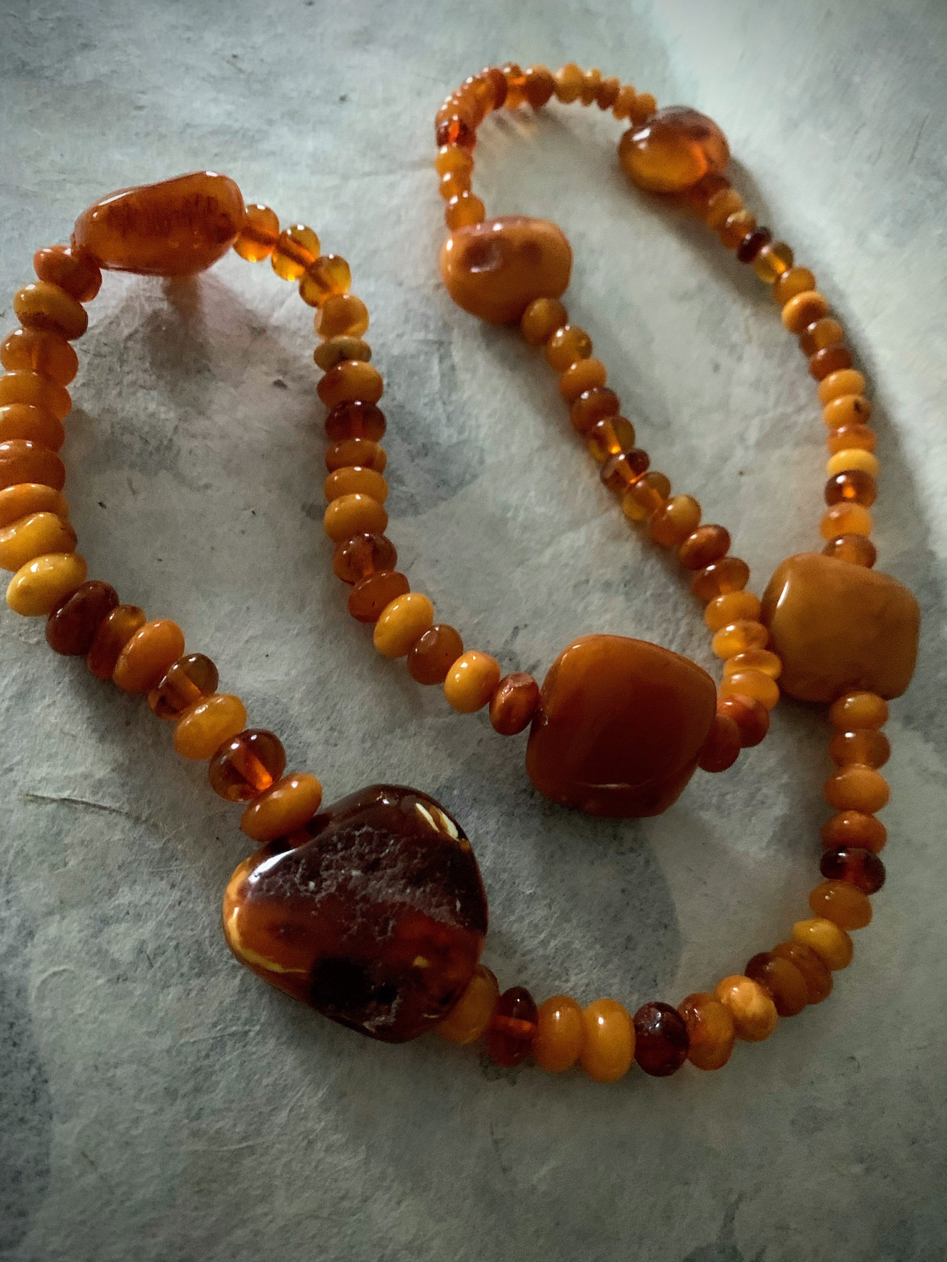 Silver - Hand carved antique Amber necklace - Natural (untreated) - Catawiki