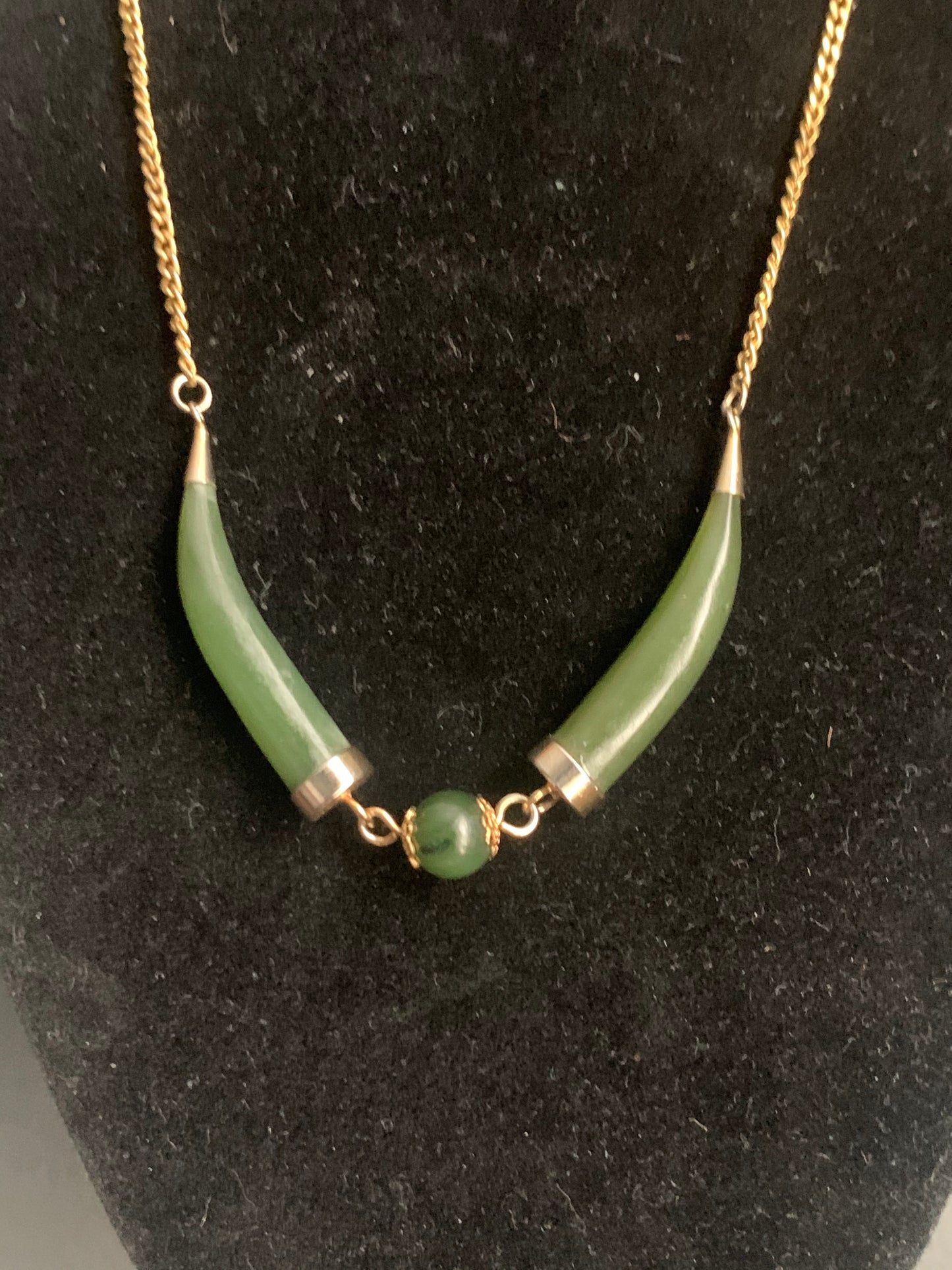 A nephrite jade necklace