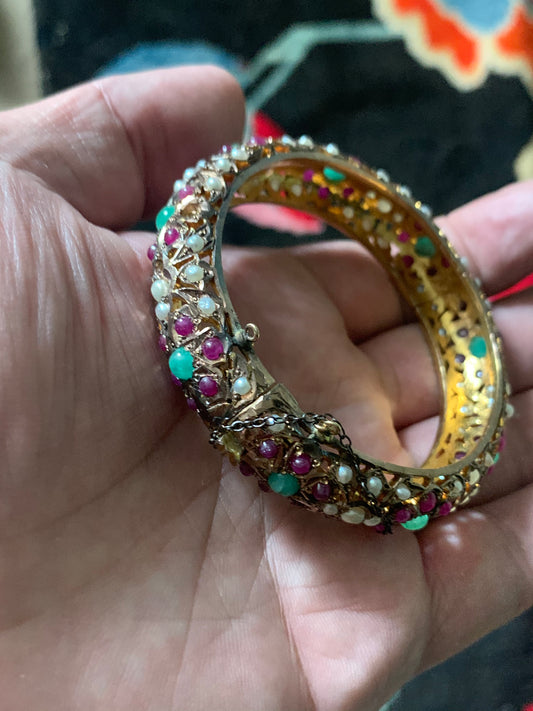 A vintage Indian gold bangle