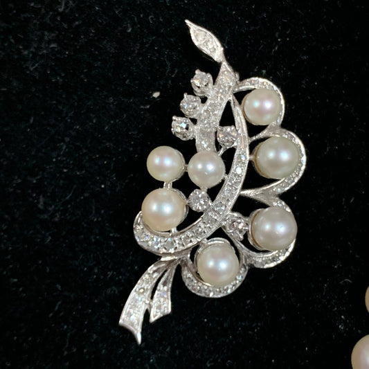 Pearl and diamond brooch