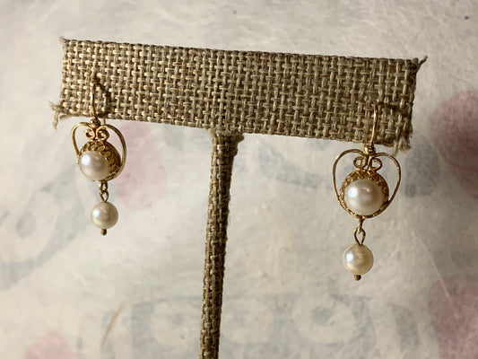 Vintage pearl earrings