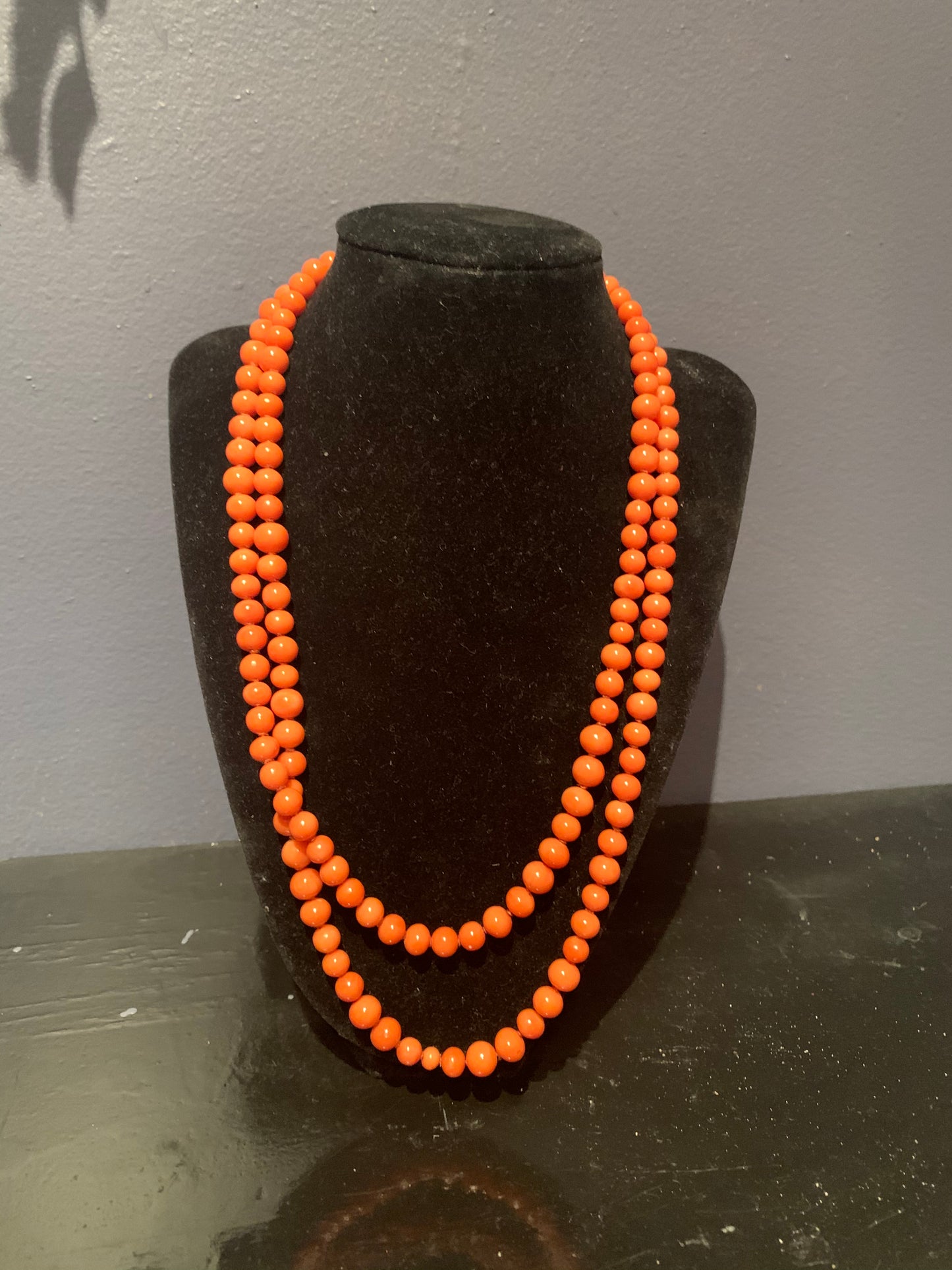 Vintage coral bead necklace