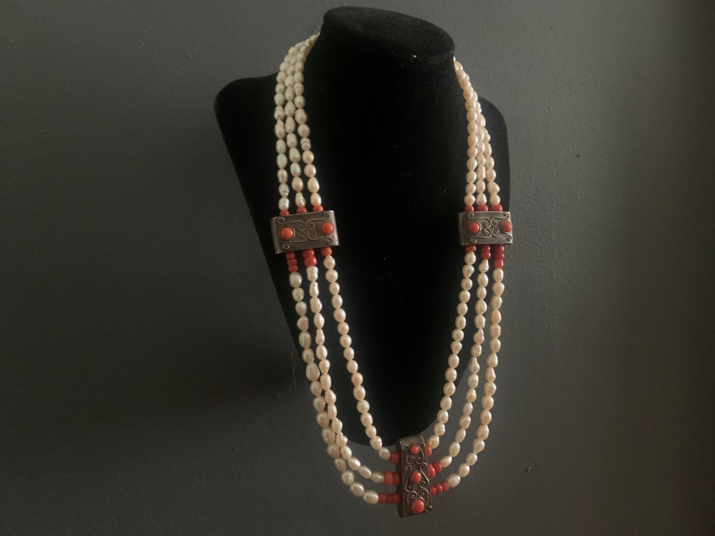 Pearl and coral necklace
