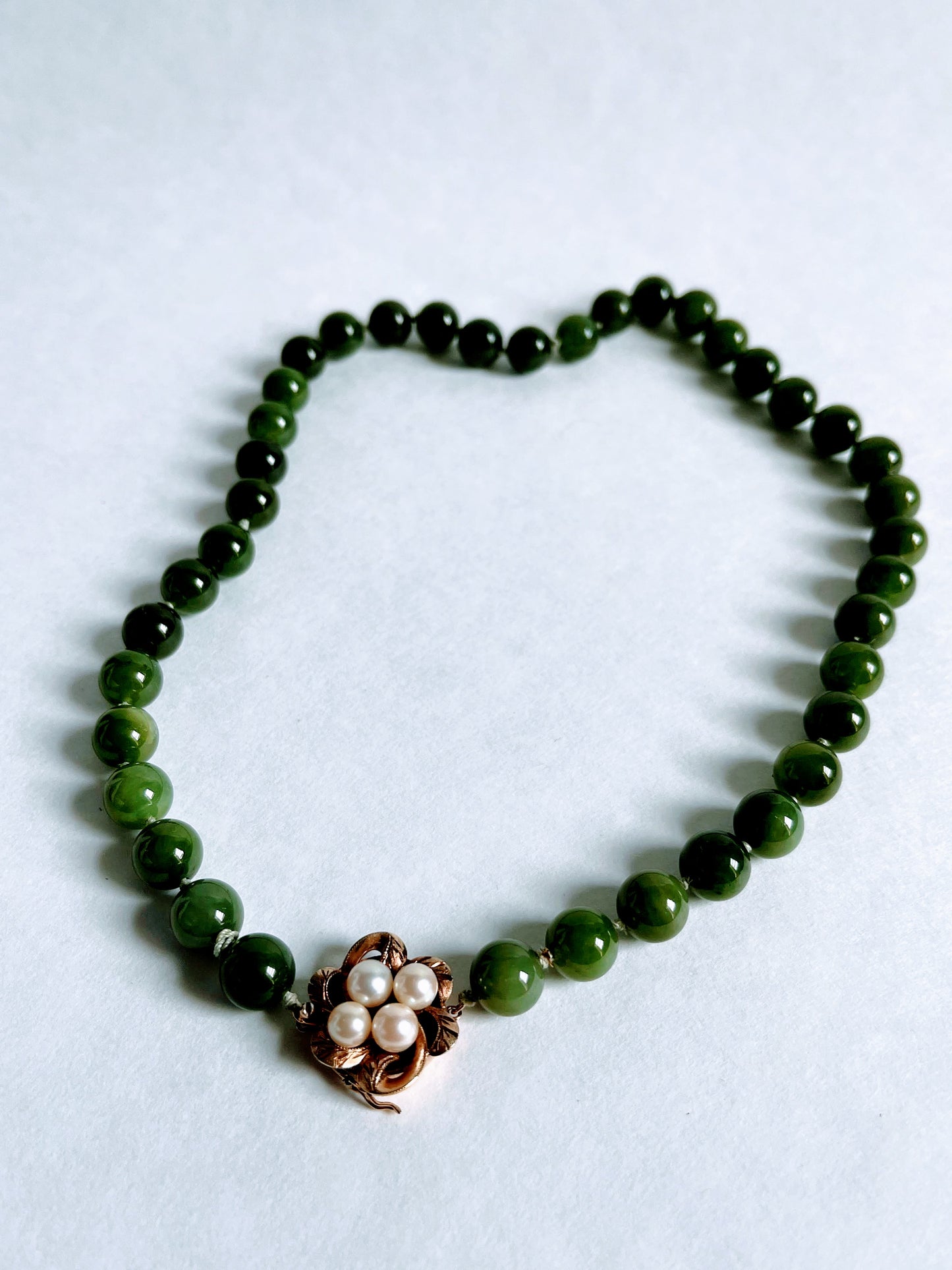 A jade nephrite necklace