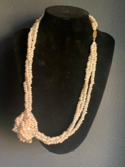 A rice pearl necklace