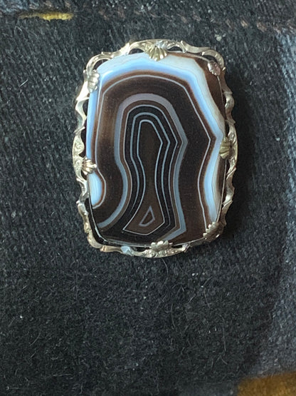 Vintage agate brooch