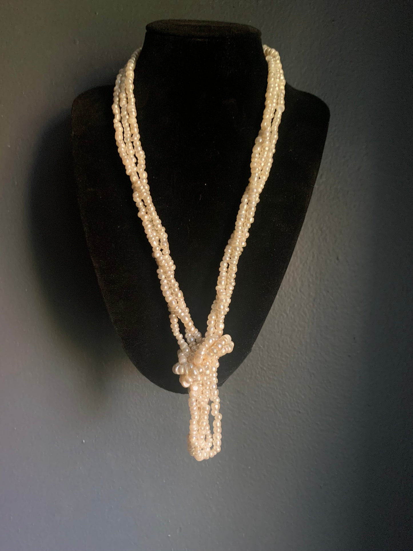 A rice pearl necklace