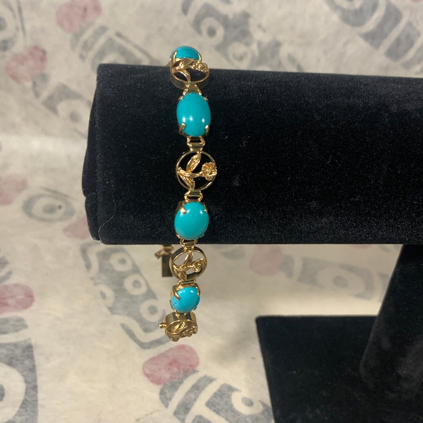 Turquoise bracelet in 14kt gold