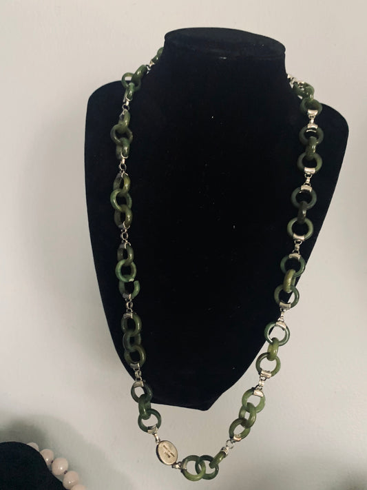 A vintage nephrite necklace