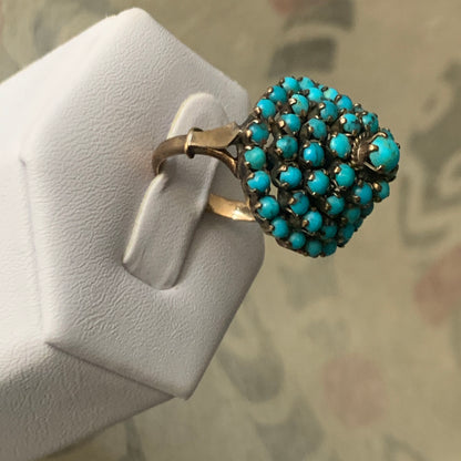 Turquoise and gold ring
