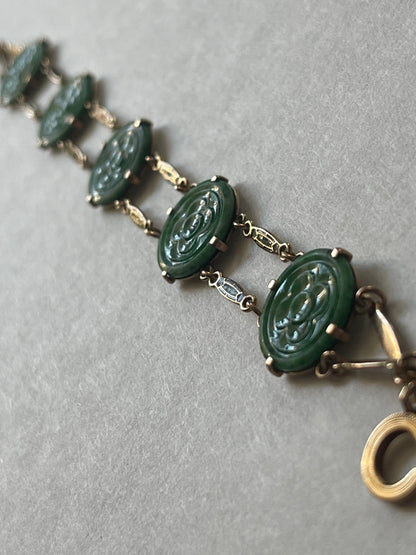 Vintage bracelet with jade in 14kt Art Deco style enamel work.