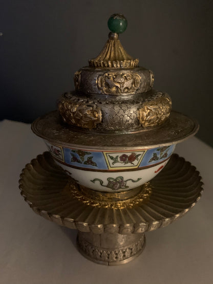 Tibetan cup stand