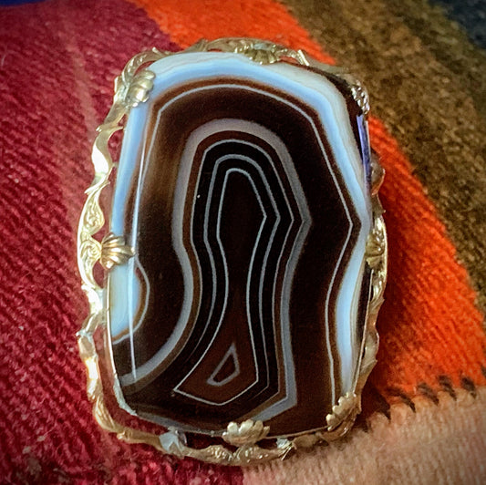 Vintage agate brooch