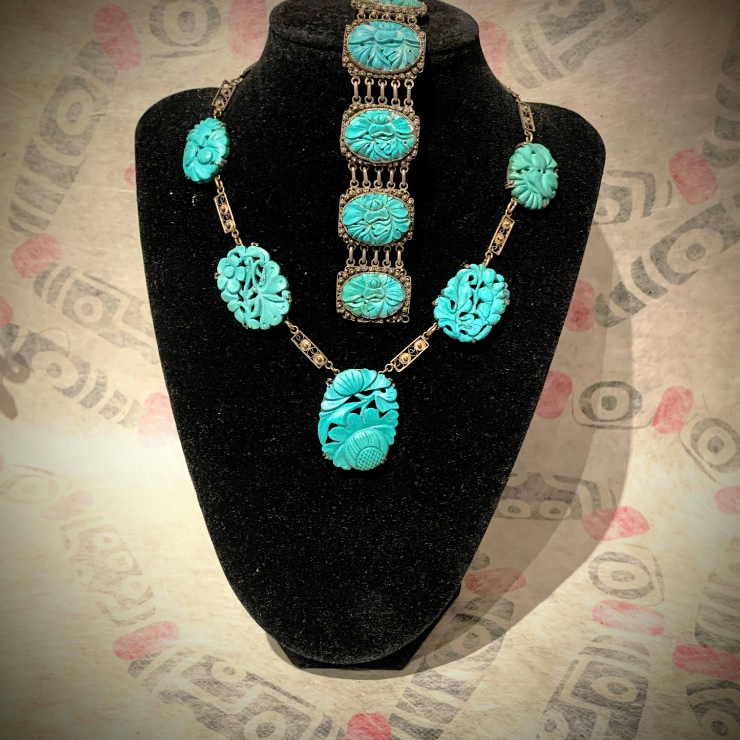 Vintage carved Turquoise jewelry set