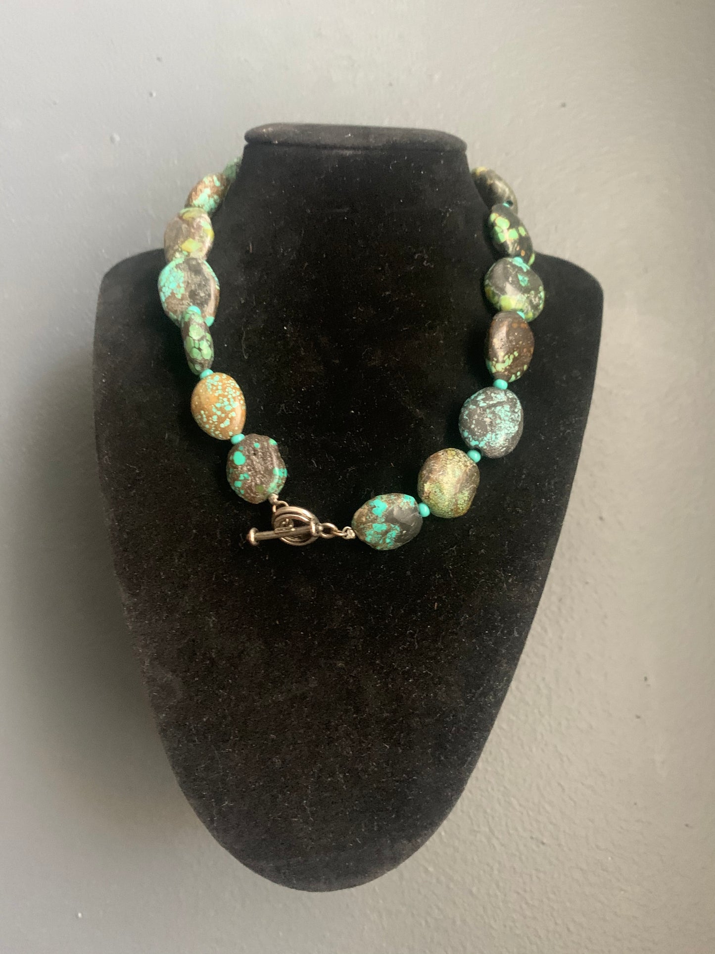 A Tibetan turquoise necklace