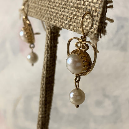 Vintage pearl earrings