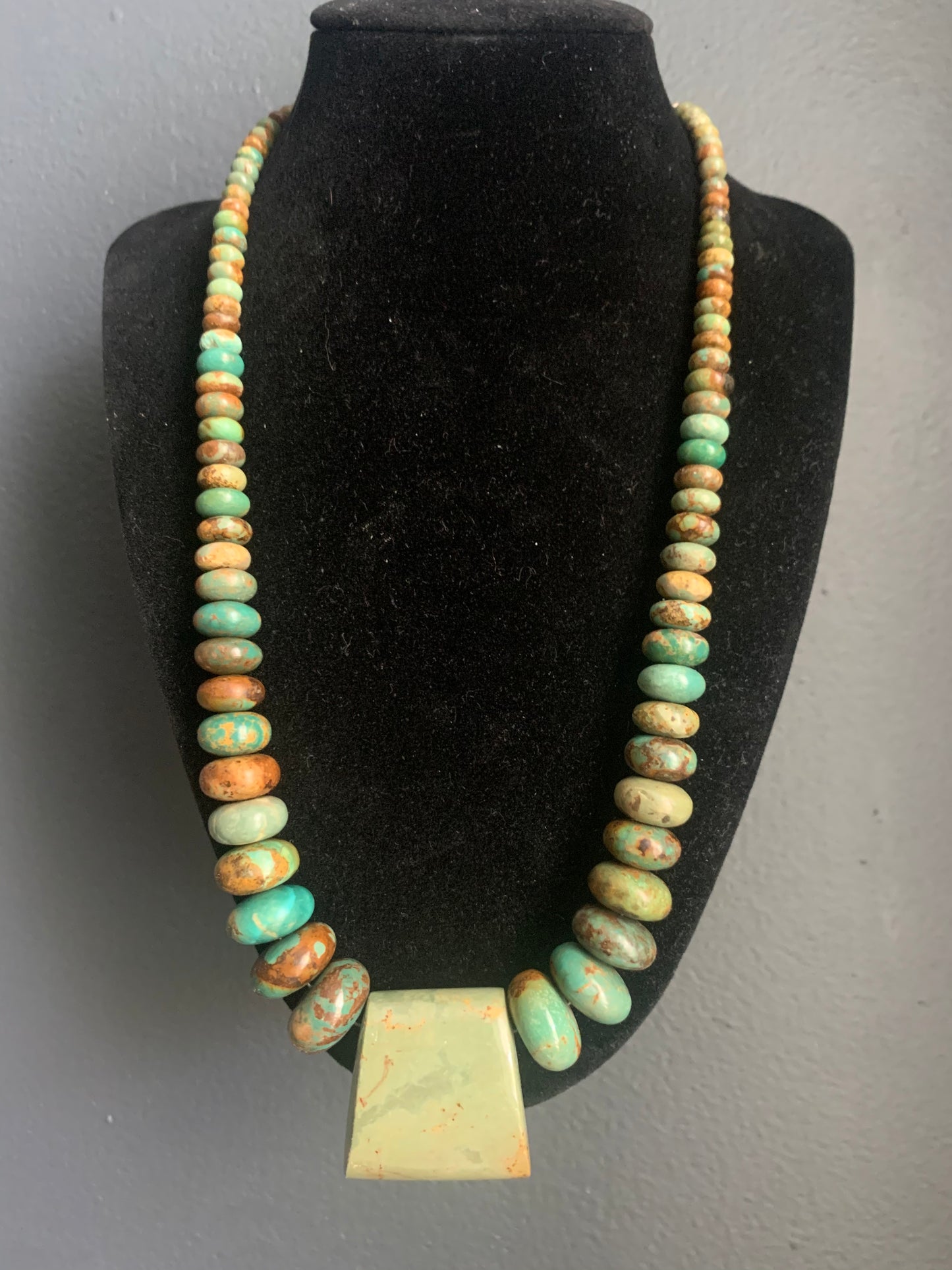 A turquoise necklace