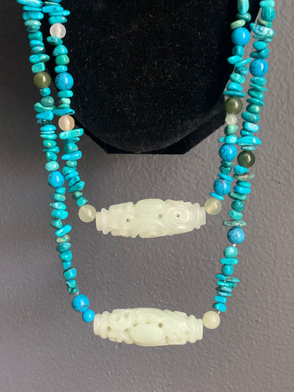 Turquoise beaded necklace with jade